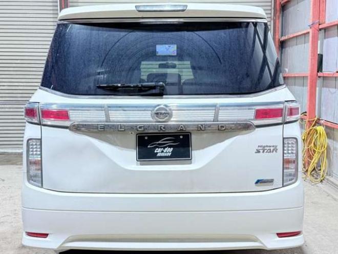 エルグランド2.5 250ハイウェイスター アーバンクロム 4WD　下廻防錆TVナビBカメETC後席モニタ 2500