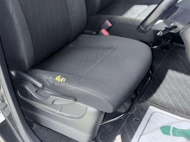 タンク1.0 カスタム G 4WD　下廻防錆スマキー 1000