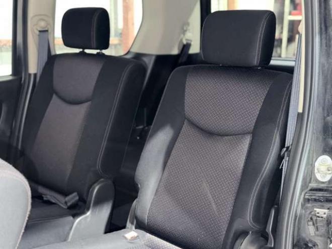 セレナ2.0 ハイウェイスター 4WD　下廻防錆TVナビBカメETC 2000