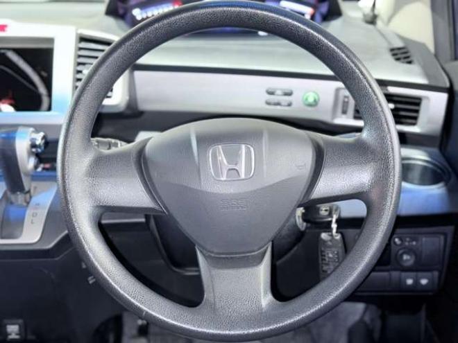 フリード1.5 G ジャストセレクション　下廻防錆ドラレコキーレスEスタ夏冬タイヤ 2WD 1500