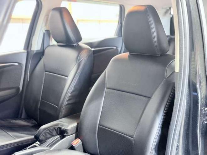 フィット1.5 ハイブリッド Fパッケージ 4WD　下廻防錆4WDTVナビBカメ 1500