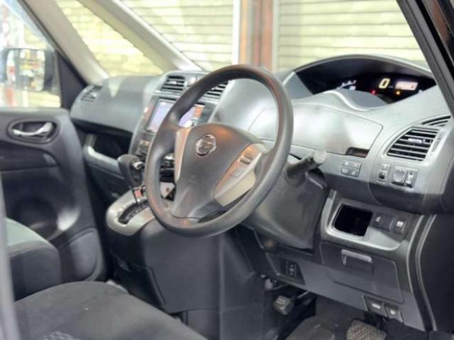 セレナ2.0 20X 4WD　下廻防錆4WDTVナビBカメエンスタETC 2000