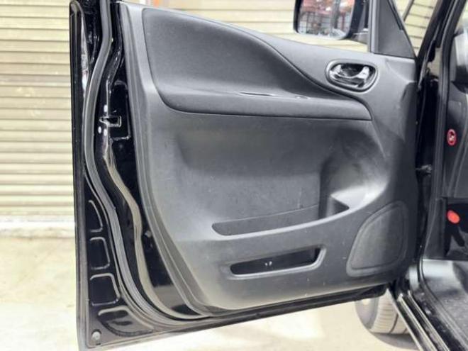 セレナ2.0 20X 4WD　下廻防錆4WDTVナビBカメエンスタETC 2000