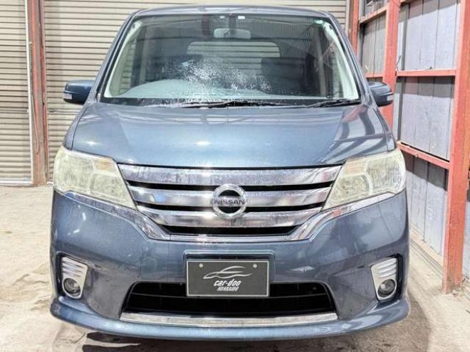 セレナ2.0 ハイウェイスター 4WD　下廻防錆1オナTVナビBカメ後席モニタ夏冬タイヤ 2000