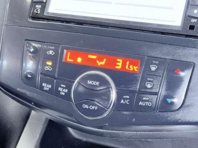 セレナ2.0 20X 4WD　下廻防錆TVナビETCエンスタ 2000