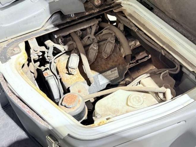 NV100クリッパーDX 4WD　下廻防錆 660