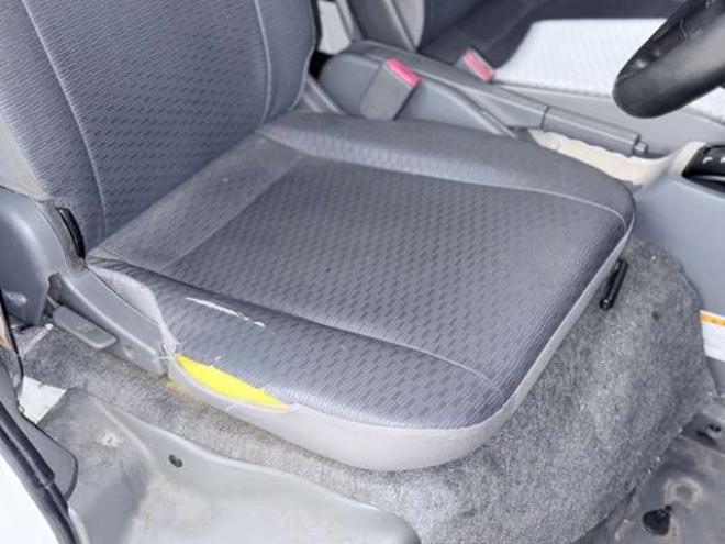 NV100クリッパーDX 4WD　下廻防錆 660