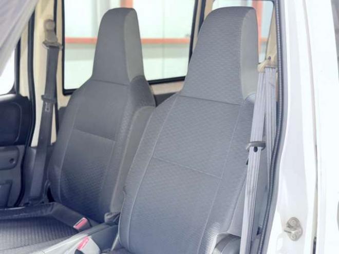 NV100クリッパーDX 4WD　下廻防錆 660