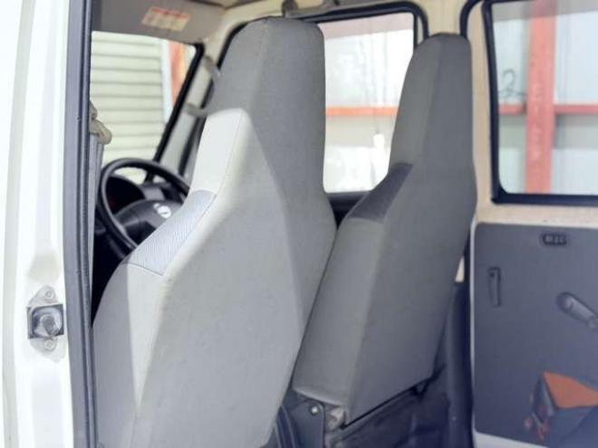 NV100クリッパーDX 4WD　下廻防錆 660