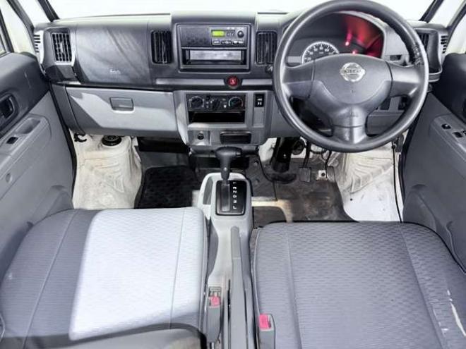 NV100クリッパーDX 4WD　下廻防錆 660