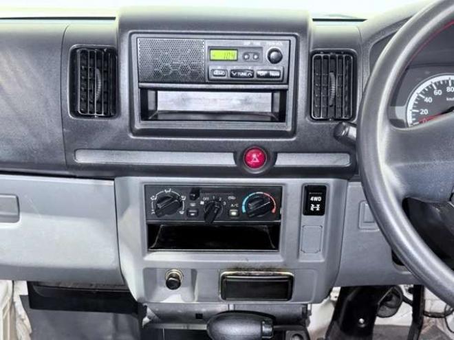 NV100クリッパーDX 4WD　下廻防錆 660