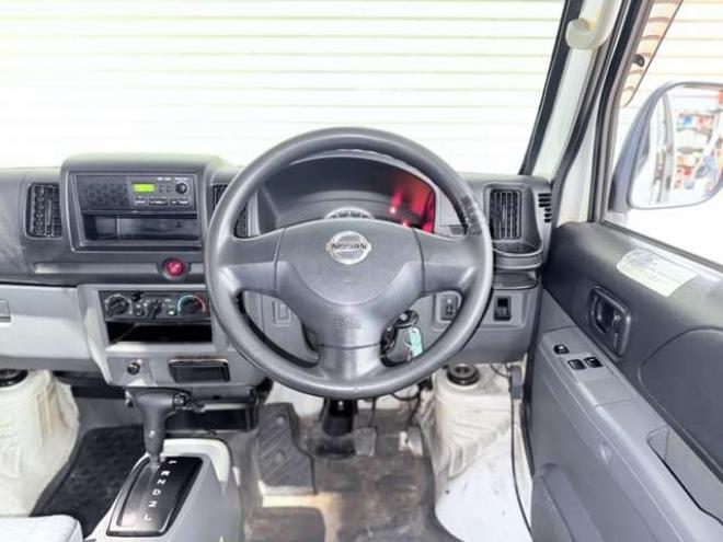 NV100クリッパーDX 4WD　下廻防錆 660