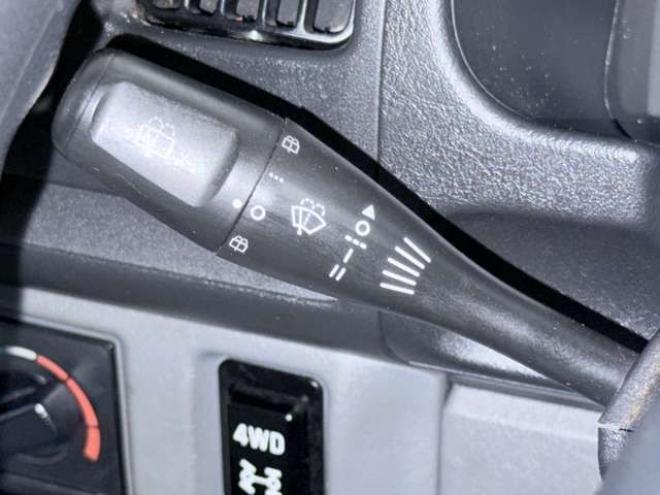 NV100クリッパーDX 4WD　下廻防錆 660