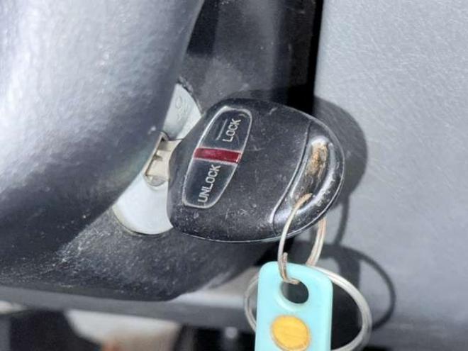 NV100クリッパーDX 4WD　下廻防錆 660