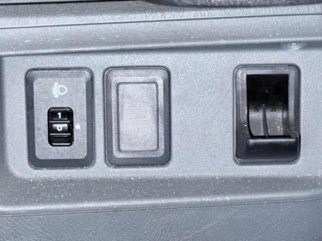 NV100クリッパーDX 4WD　下廻防錆 660