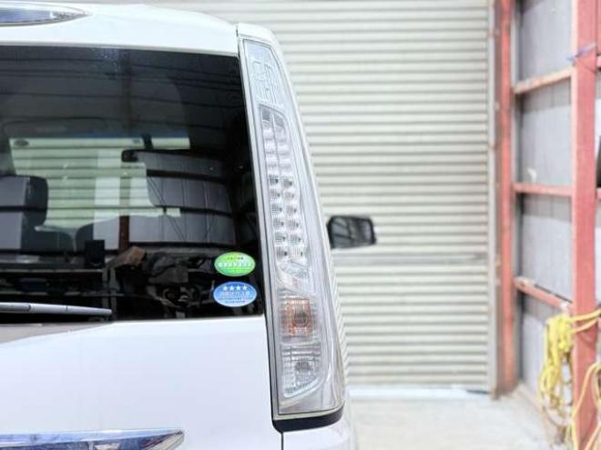 セレナ2.0 20S 4WD　下廻防錆キーレスCD 2000