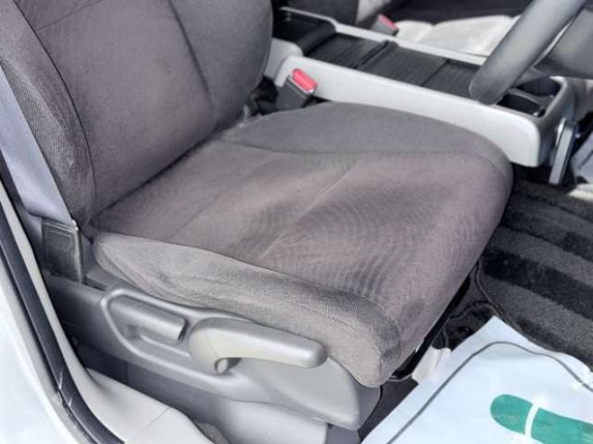 オデッセイ2.4 M 4WD　下廻防錆TVナビBカメエンスタETC 2400