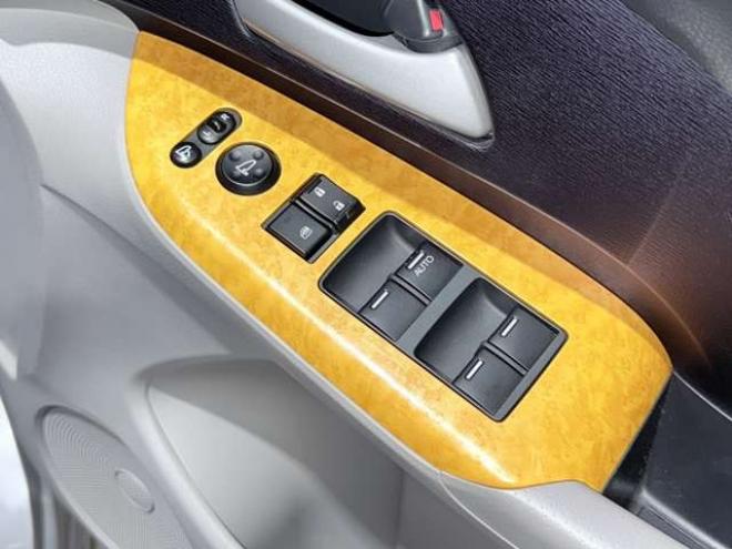 オデッセイ2.4 M 4WD　下廻防錆TVナビBカメエンスタETC 2400