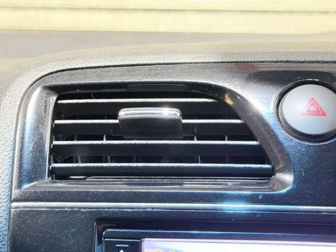 セレナ2.0 20X 4WD　下廻防錆TVナビBカメETC夏冬タイヤ 2000