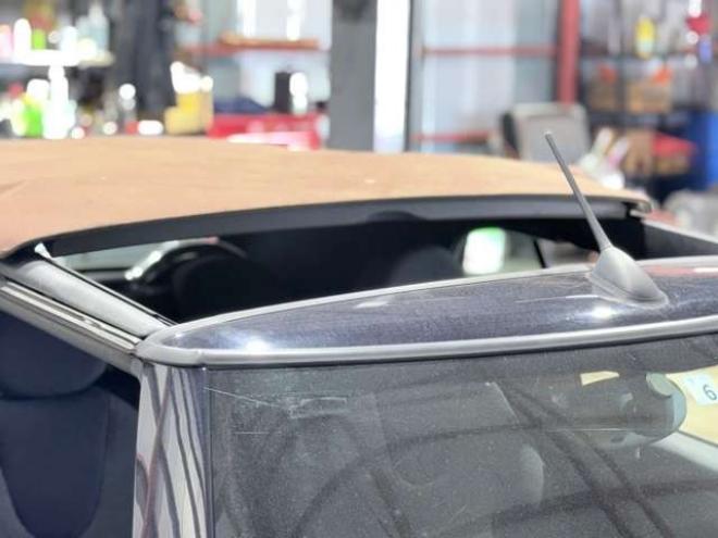 ミニコンバーチブル クーパー　下廻防錆CDキーレス 正規輸入車 2WD 1600