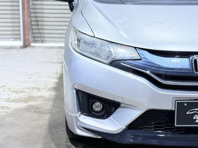 フィット1.3 13G Fパッケージ 4WD　下廻防錆TVナビETC夏冬タイヤ 1300