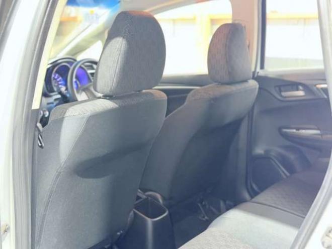 フィット1.3 13G Fパッケージ 4WD　下廻防錆TVナビETC夏冬タイヤ 1300