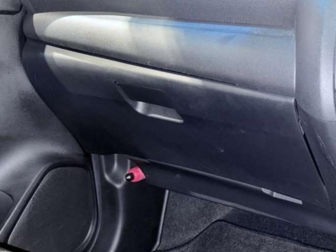 フィット1.3 13G Fパッケージ 4WD　下廻防錆TVナビETC夏冬タイヤ 1300