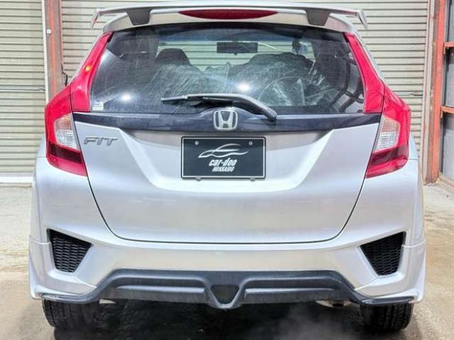 フィット1.3 13G Fパッケージ 4WD　下廻防錆TVナビETC夏冬タイヤ 1300