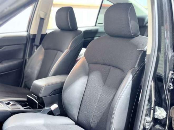 レガシィB4 2.5 i Bスポーツ アイサイト Gパッケージ 4WD　下廻防錆TVナビBカメETC 2500