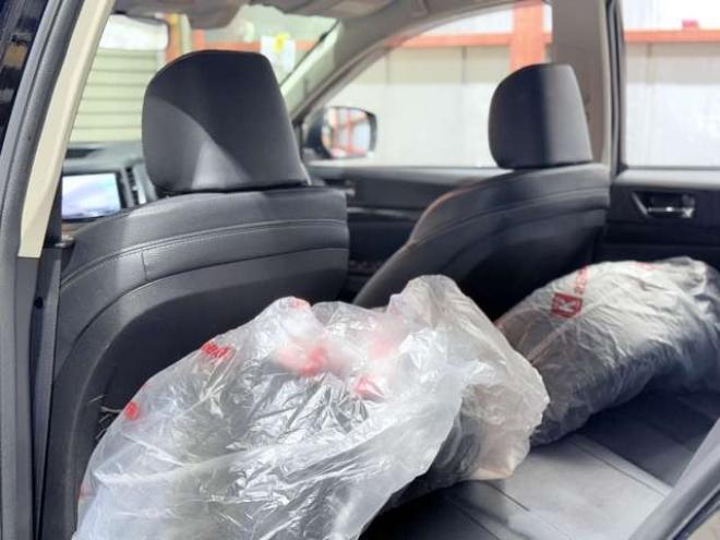 レガシィB4 2.5 i Bスポーツ アイサイト Gパッケージ 4WD　下廻防錆TVナビBカメETC 2500