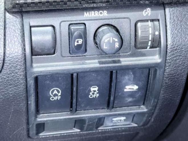 レガシィB4 2.5 i Bスポーツ アイサイト Gパッケージ 4WD　下廻防錆TVナビBカメETC 2500