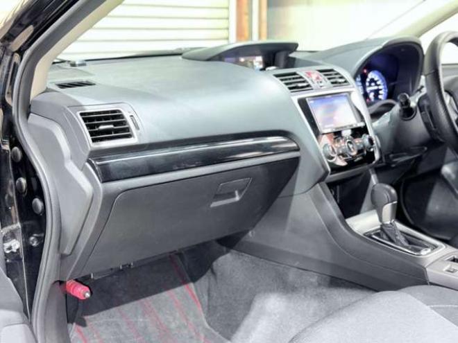 レヴォーグ1.6 GT アイサイト 4WD　下廻防錆TVナビBカメ 1600