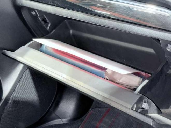 レヴォーグ1.6 GT アイサイト 4WD　下廻防錆TVナビBカメ 1600