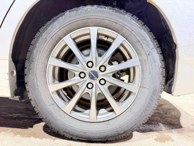 プリウス1.8 S 下廻防錆TVBカメETC夏冬タイヤ 2WD 1800