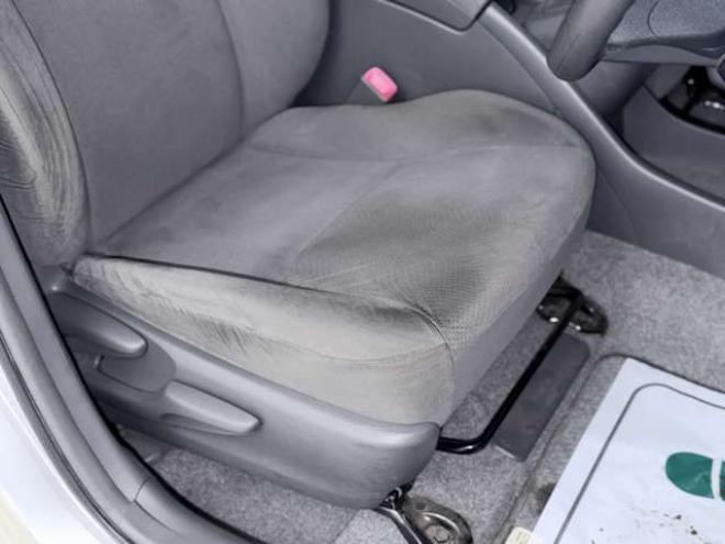 プリウス1.8 S 下廻防錆TVBカメETC夏冬タイヤ 2WD 1800