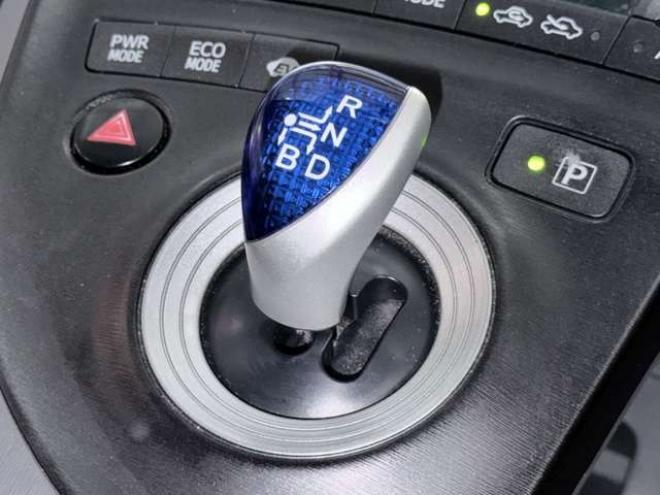 プリウス1.8 S 下廻防錆TVBカメETC夏冬タイヤ 2WD 1800