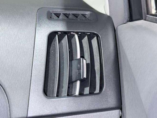 プリウス1.8 S 下廻防錆TVBカメETC夏冬タイヤ 2WD 1800