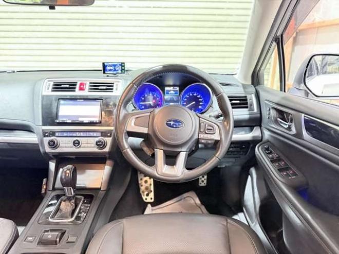 レガシィB4 2.5 リミテッド 4WD　下廻防錆4WDTVナビBカメETC 2500