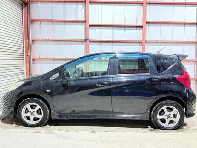 ノート1.2 ライダー ブラックライン エマージェンシーブレーキ パッケージ 4WD　下廻防錆キーレスETC 1200