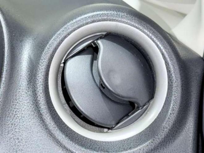 ノート1.2 ライダー ブラックライン エマージェンシーブレーキ パッケージ 4WD　下廻防錆キーレスETC 1200