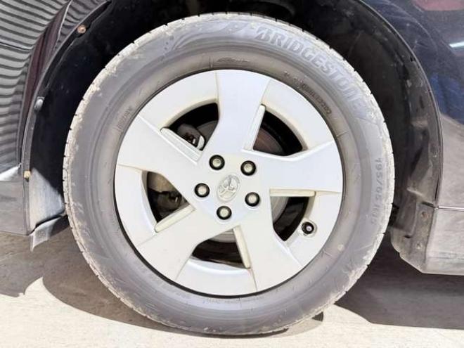 プリウス1.8 S 下廻防錆TVナビBカメエンスタ 2WD 1800