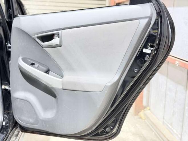 プリウス1.8 S 下廻防錆TVナビBカメエンスタ 2WD 1800