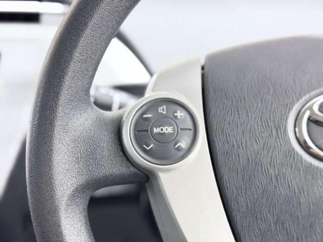 プリウス1.8 S 下廻防錆TVナビBカメエンスタ 2WD 1800