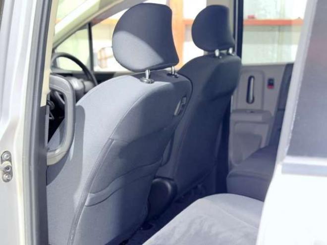 フリード1.5 G Lパッケージ 4WD　下廻防錆TVナビBカメ 1500