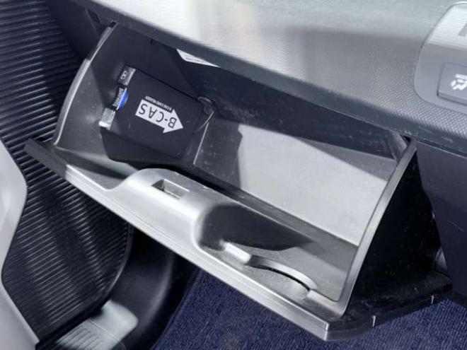 フリード1.5 G Lパッケージ 4WD　下廻防錆TVナビBカメ 1500