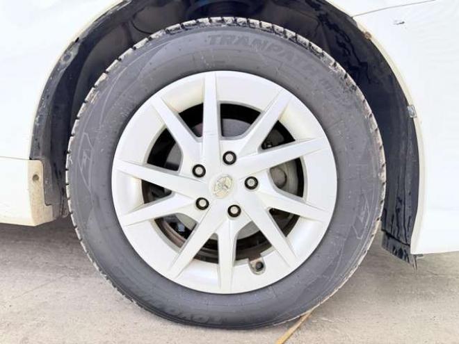 プリウスα1.8 S 下廻防錆TVナビBカメ 2WD 1800