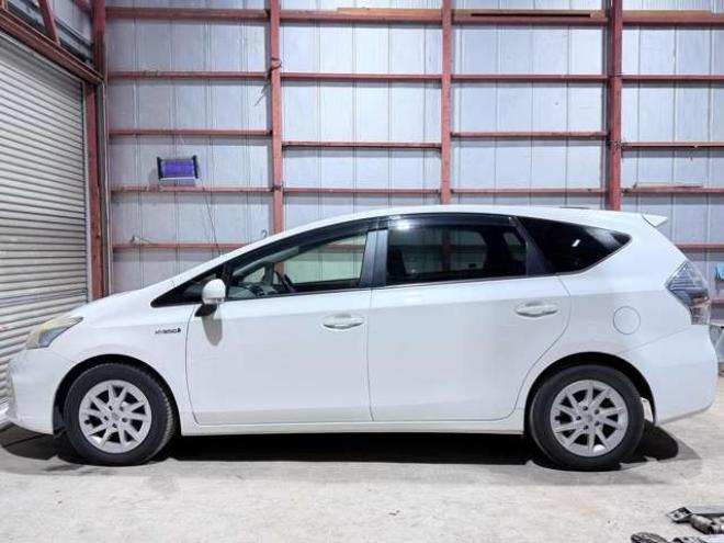 プリウスα1.8 S 下廻防錆TVナビBカメ 2WD 1800