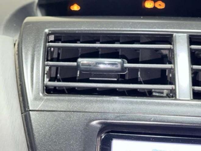 プリウスα1.8 S 下廻防錆TVナビBカメ 2WD 1800