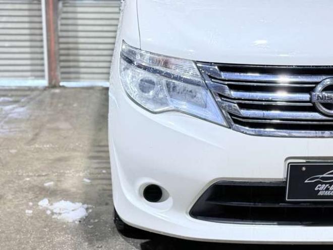 セレナ2.0 20X 4WD 下廻防錆TVナビBカメETCエンスタ 2000