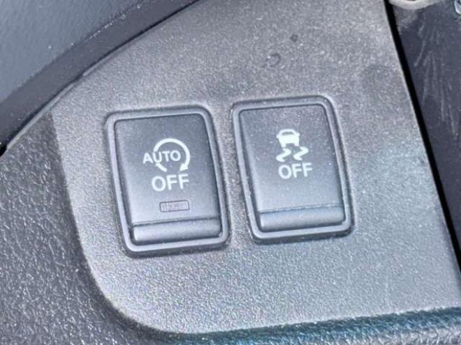 セレナ2.0 20X 4WD 下廻防錆TVナビBカメETCエンスタ 2000